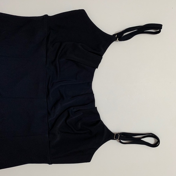 Dress - Picture 5 of 6